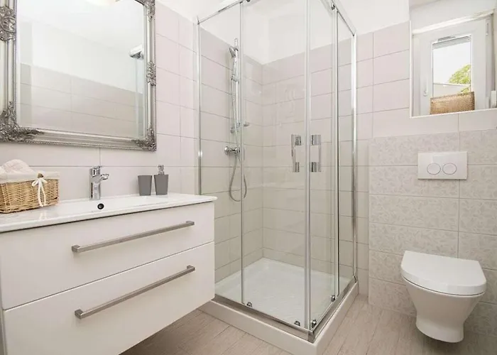 In With Swimming Pool Villa Pula